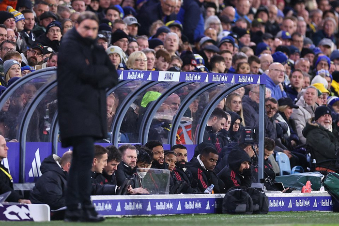 男排世锦赛！中国0-3塞尔维亚，无缘淘汰赛！看看统计（男排世锦赛：中国0比3不敌塞尔维亚，止步小组赛，数据一览）