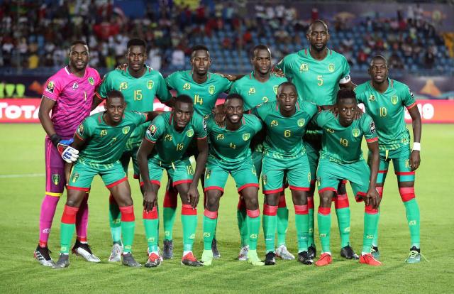 津媒：李嗣镕又帅又能打，首秀4分钟进球排名津门虎队史第一（津媒赞李嗣镕颜值实力兼具，首秀4分钟破门创津门虎队史首秀最快进球纪录）