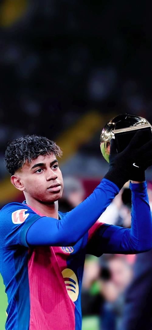 过往欧冠14次出现单赛季前6战全胜球队，最终仅2队夺冠（欧冠史上曾有14次球队单季前六战全胜，最终仅两队捧杯）