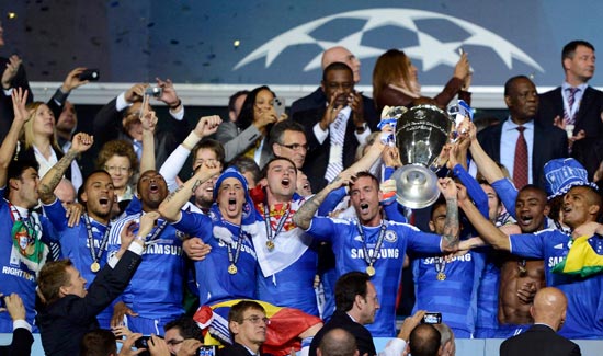 马卡：费兰曾与莫拉塔沟通穿西班牙7号球衣，后者表示支持（马卡：费兰就穿西班牙7号与莫拉塔沟通，获对方支持）