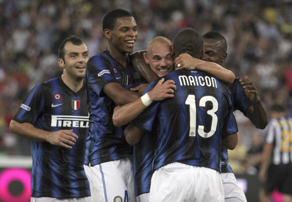 CBA俱乐部杯-广厦擒山东获三连胜 广东26分轻取江苏（CBA俱乐部杯：广厦力克山东豪取三连胜，广东26分大胜江苏）