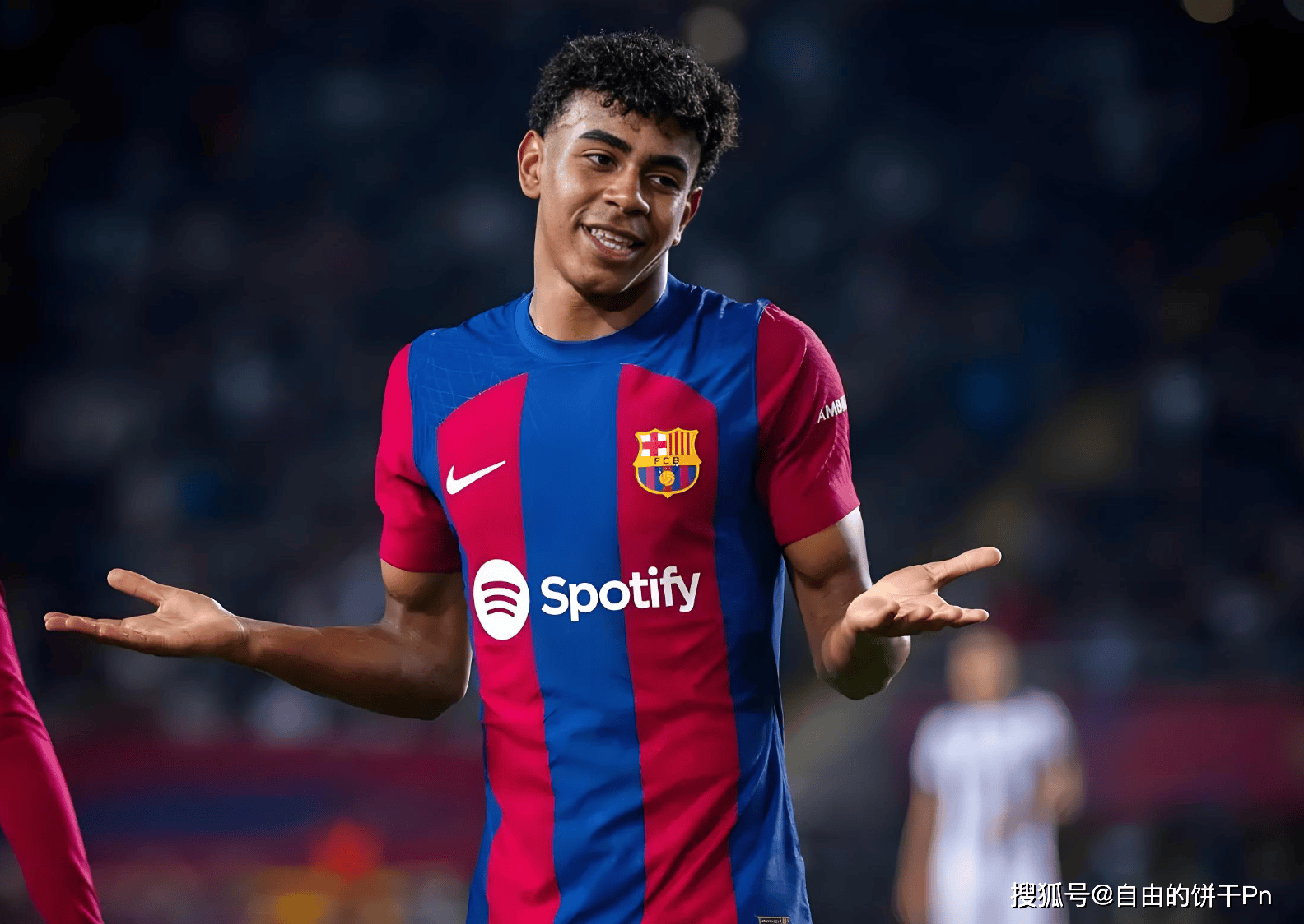 或缺席2个月！皇马官方：阿诺德左侧股四头肌直肌拉伤（皇马官宣：阿诺德左侧股四头肌直肌拉伤，或缺阵两个月）